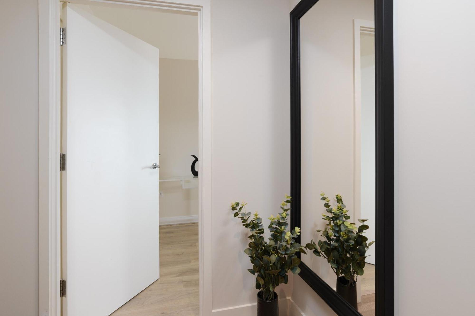 Premium Apartment - Allocated Parking - Great Location Plymouth Exteriér fotografie
